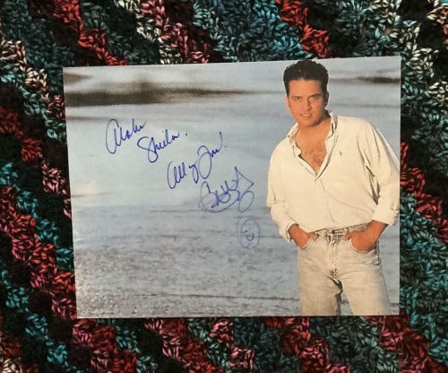 Glenn Medeiros autograph