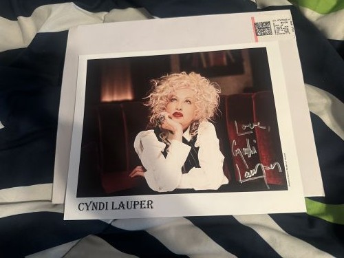 Cyndi Lauper autograph