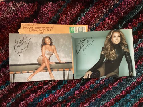 Vanessa Williams autograph