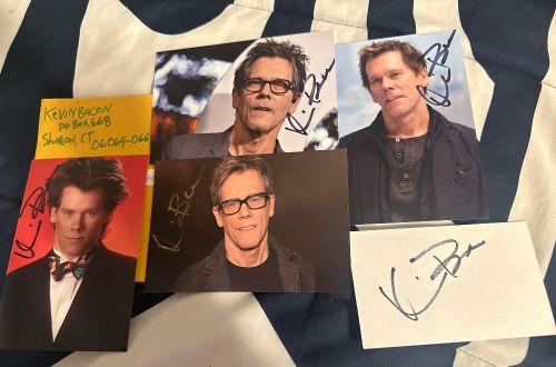 Kevin Bacon autograph