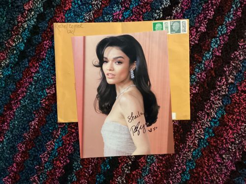 Rachel Zegler autograph