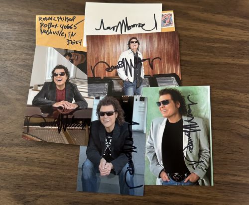 Ronnie Milsap autograph
