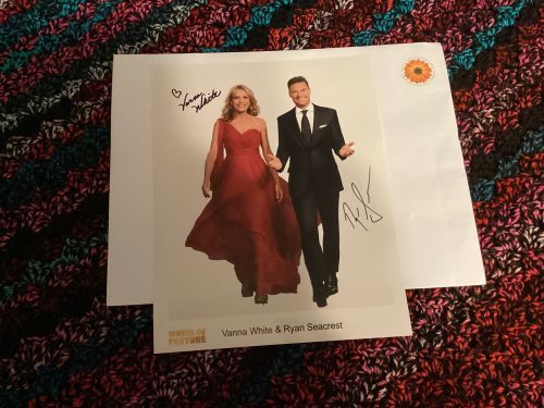 Ryan Seacrest autograph