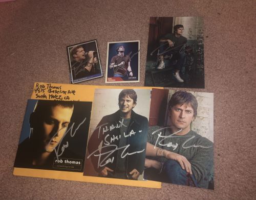 Rob Thomas autograph